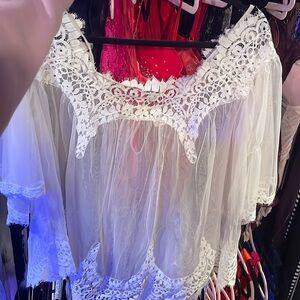 NET WHITE OFF THE SHOULDER TOP